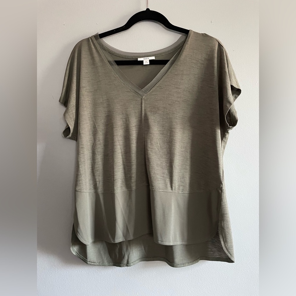 Green Short Sleeve Blouse Size Large (Petite)